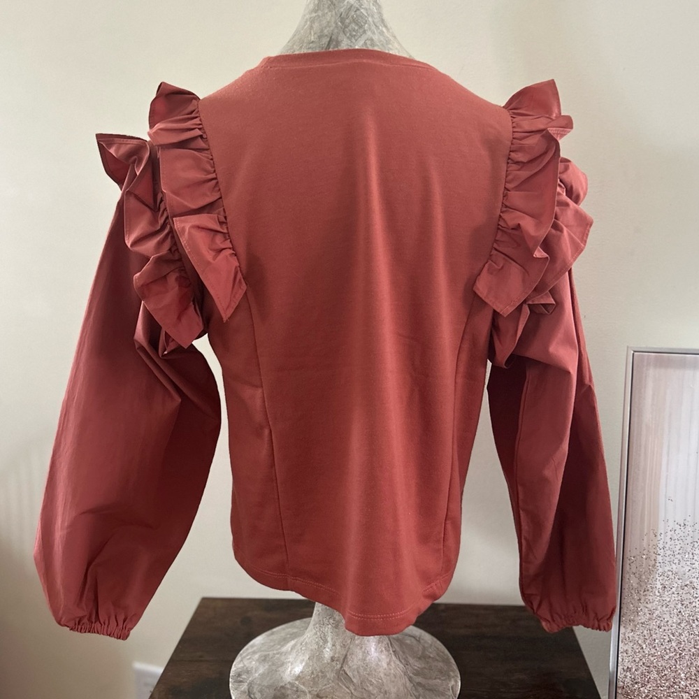 Ruffle Top - Picture 7 of 8